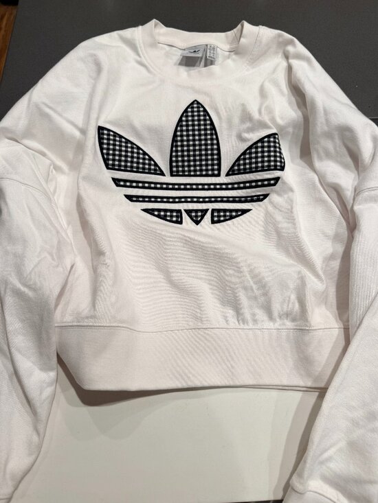 Adidas Tops - Adidas crop sweatshirt